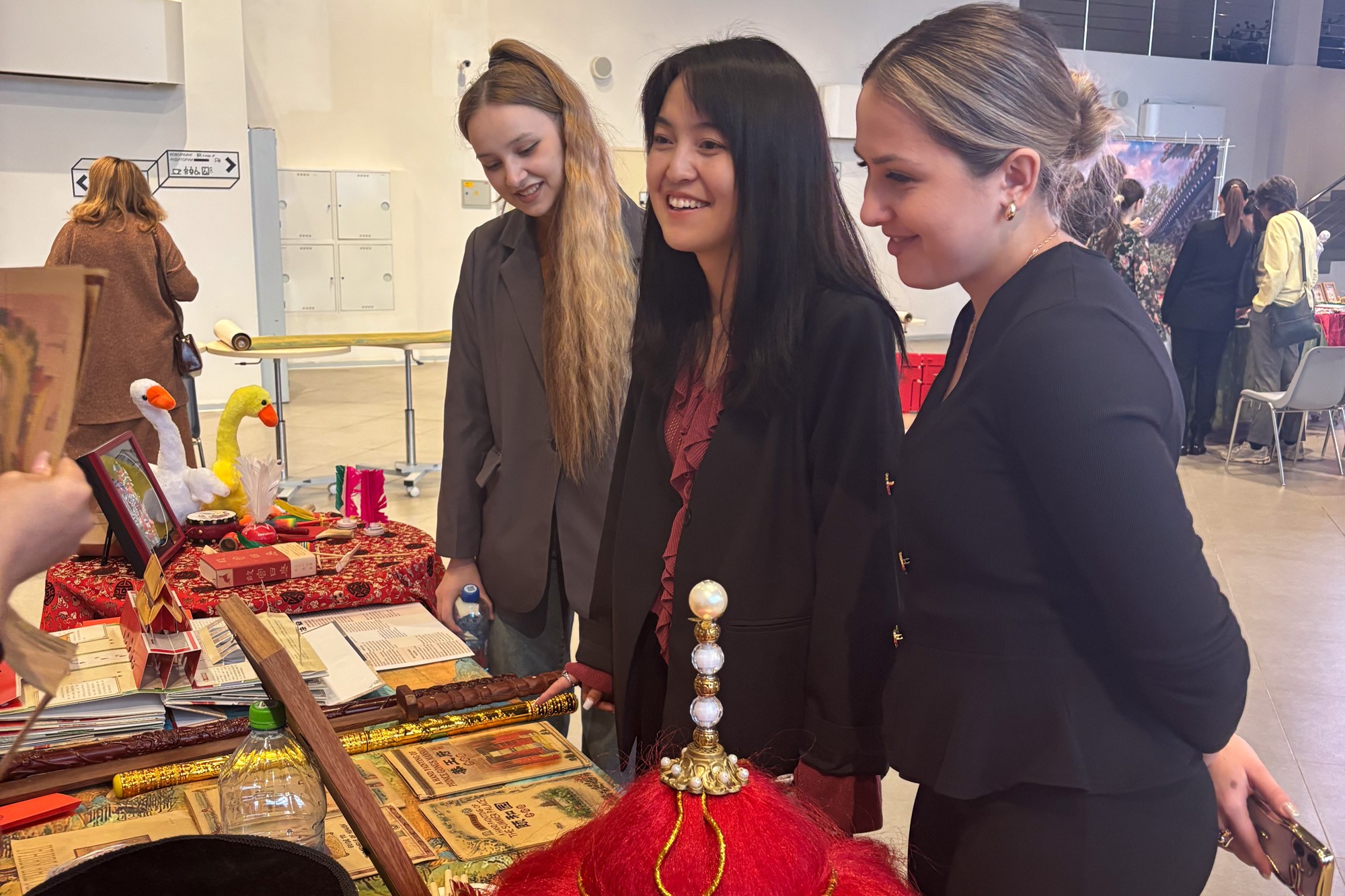 Международный форум китаистов посетили преподаватели Елабужского института КФУ Международный форум китаистов посетили преподаватели Елабужского института КФУ