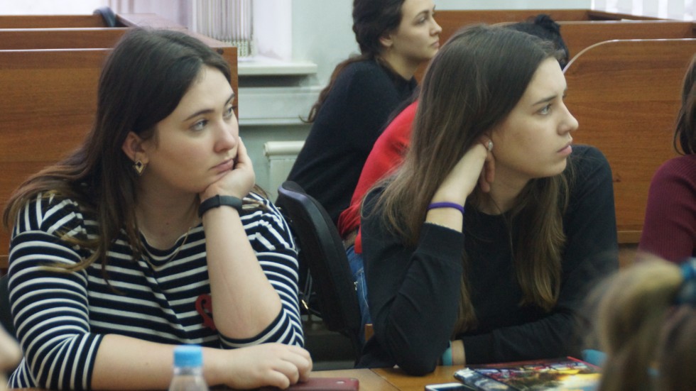 On February 13, the popular science lecture 'Linguistics and Country Studies: Mentality, Language, Culture' was delivered by Lyudmila Svirina, an associate professor in the Department of Linguistic and Intercultural Communication ,Linguistics and Country Studies: Mentality, Language, Culture