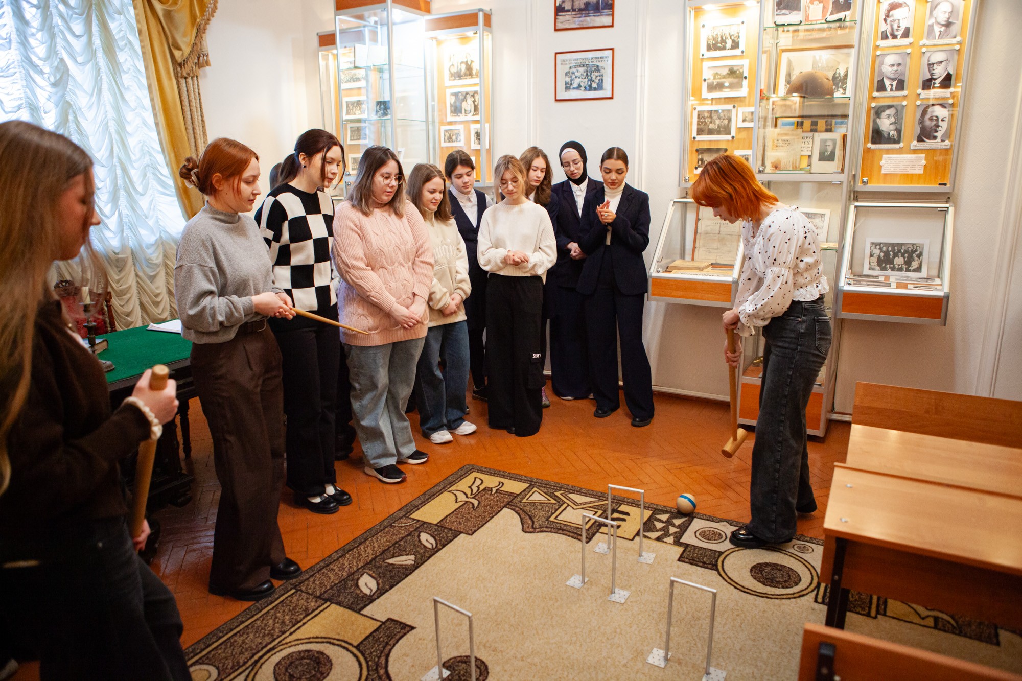 В Елабужском институте КФУ обучающиеся профильных психолого-педагогических классов изучают основы педагогики и психологии В Елабужском институте КФУ обучающиеся профильных психолого-педагогических классов изучают основы педагогики и психологии