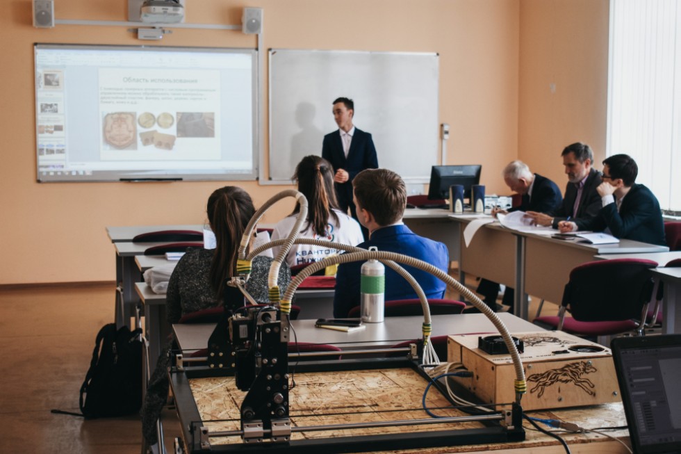 ����� ��������� ���� ������������� 