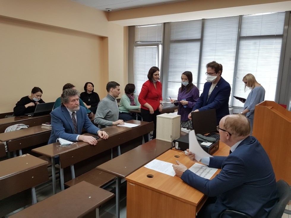 ������ ����� ����