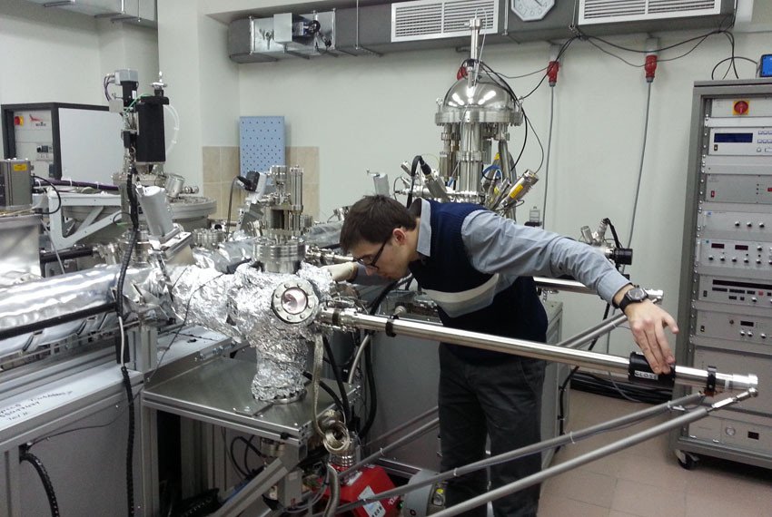 НИЛ 'Физика магнитных наноструктур и спинтроника' НИЛ 'Физика магнитных наноструктур и спинтроника'