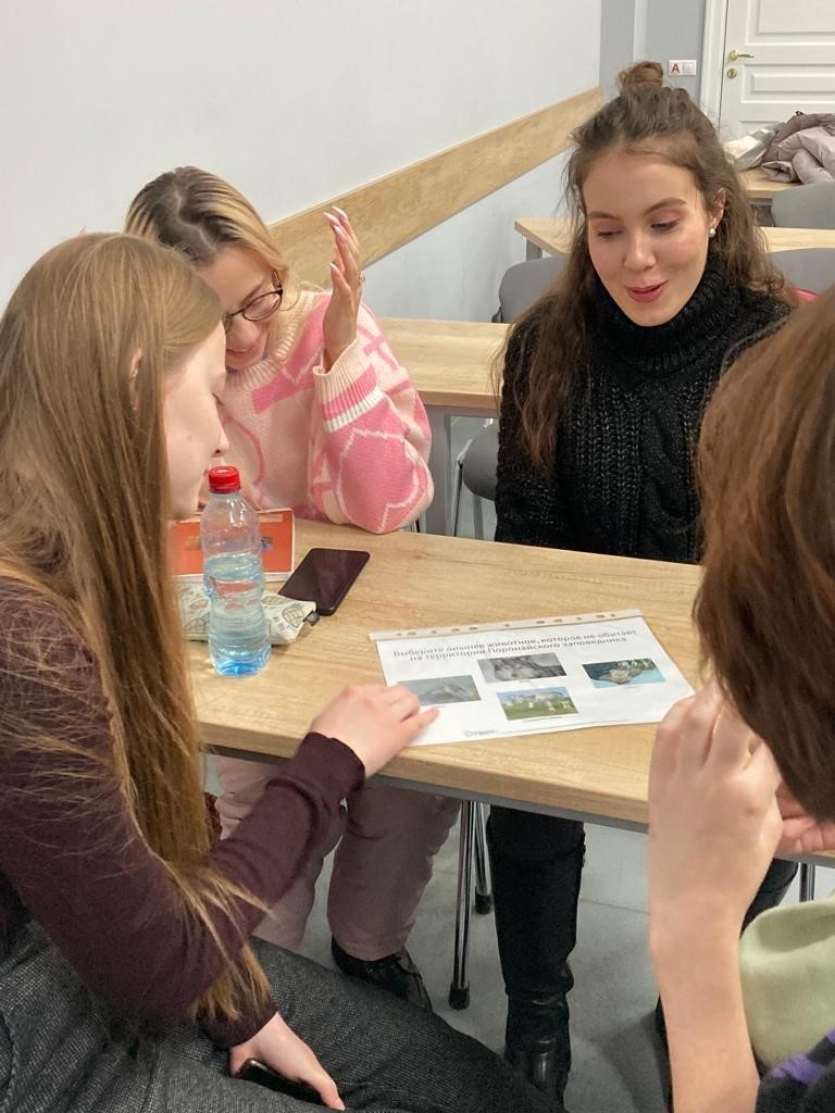 Студенты-регионоведы обсудили развитие Сахалина Студенты-регионоведы обсудили развитие Сахалина