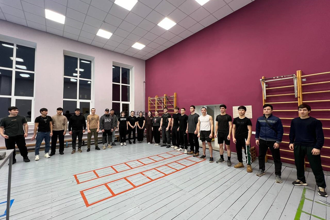 В Елабужском институте КФУ определили лучших армрестлеров В Елабужском институте КФУ определили лучших армрестлеров