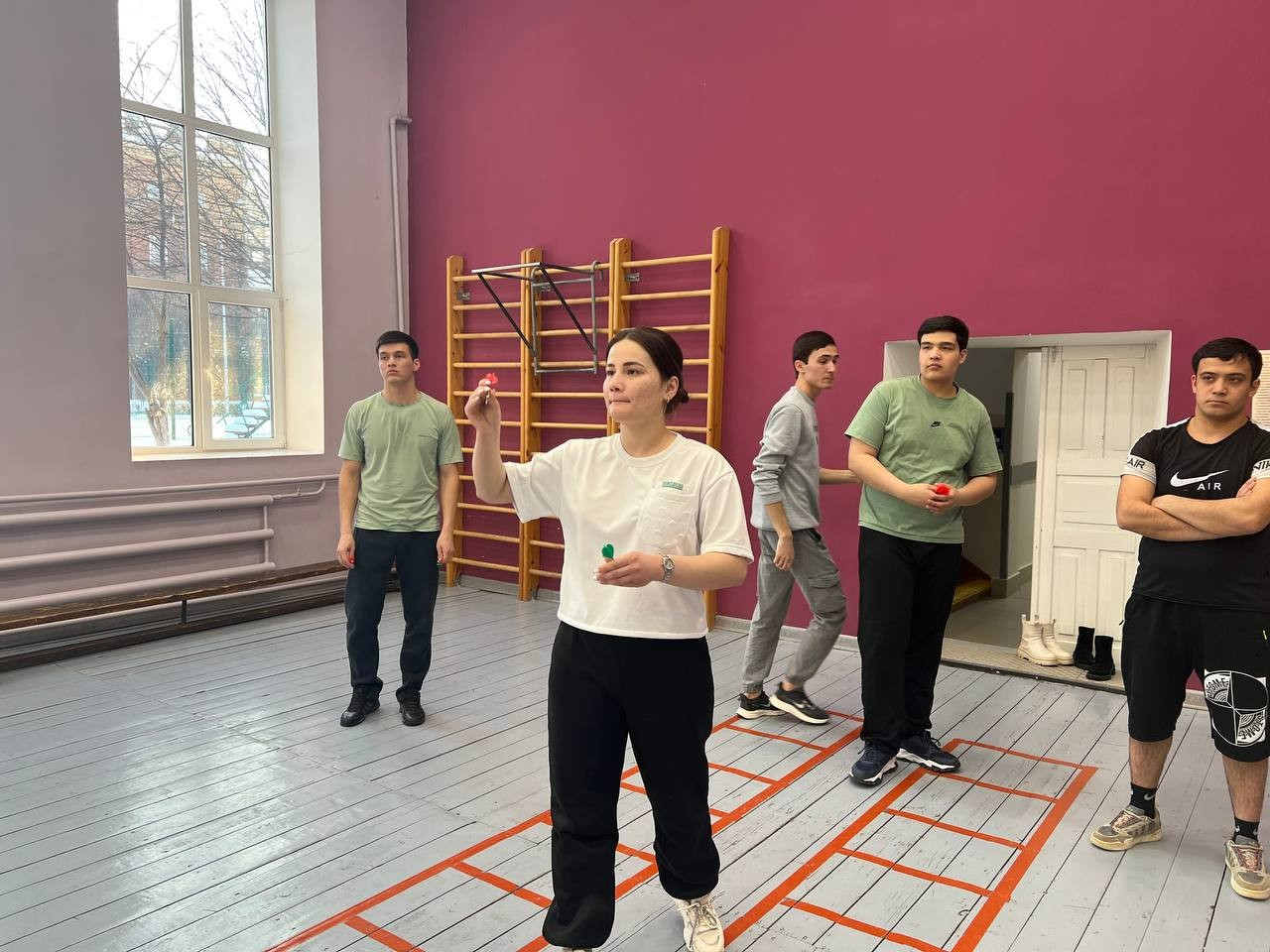 � ���������� ��������� ������ ������������ �� ���� � �����