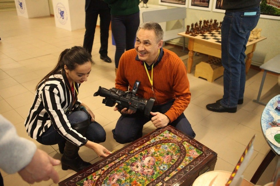 В Елабужском институте КФУ прошёл пресс-тур с участием представителей СМИ и блогеров В Елабужском институте КФУ прошёл пресс-тур с участием представителей СМИ и блогеров