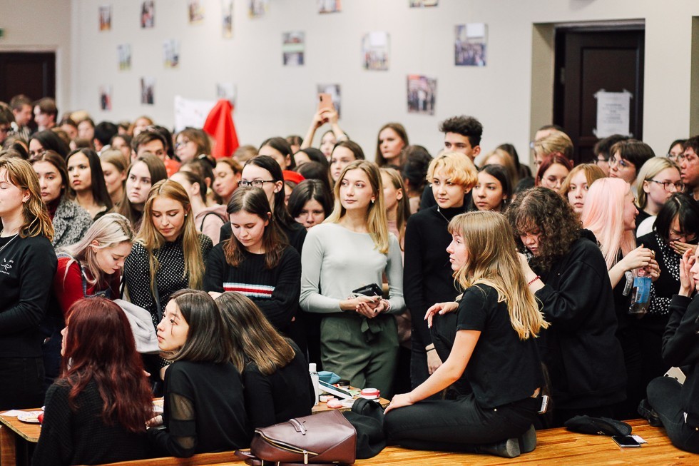 ���� ����������� ������������� � ������ ����� ����������� ������ � ��������(������������) ,������, ���� �����������, ��������