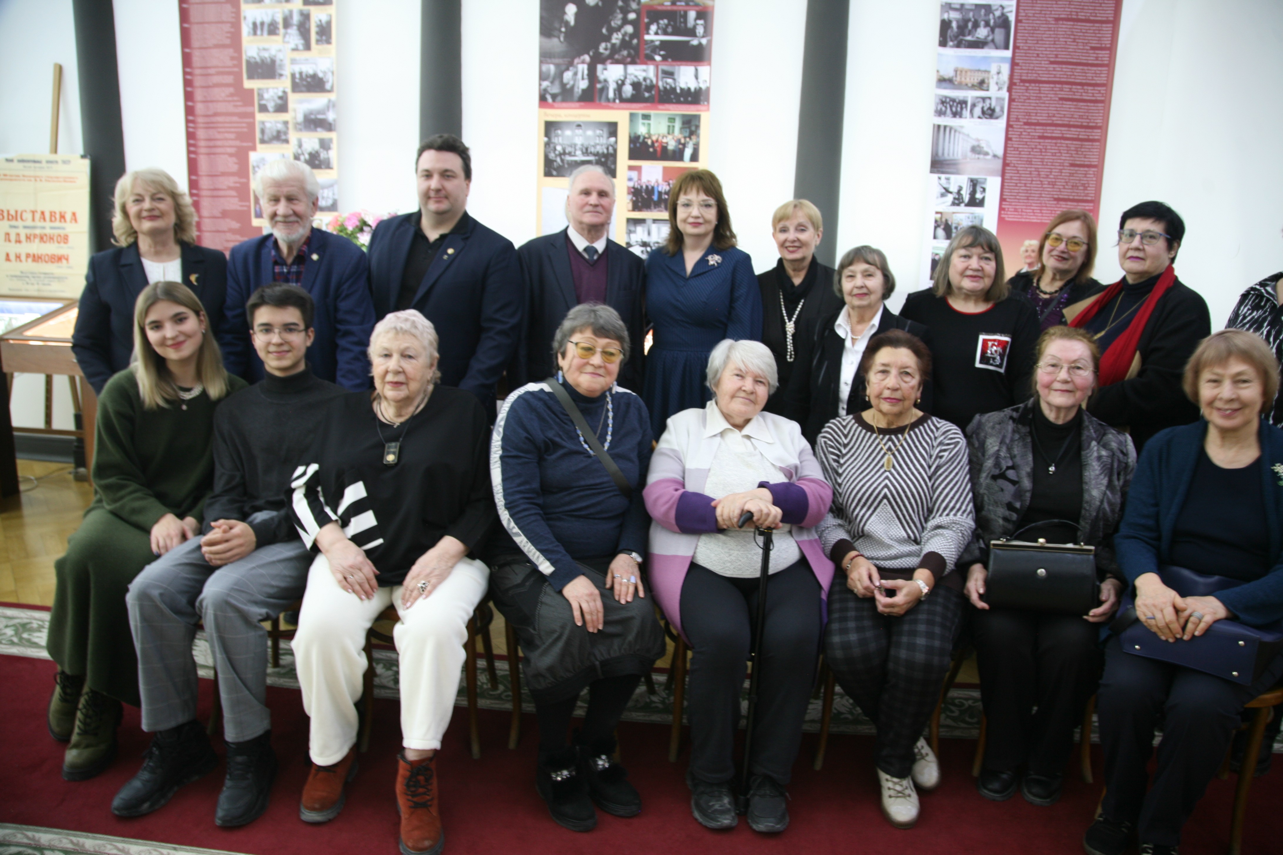 � 100-����� ������� ��������� ����� ������� ���������� ������������- ��������� �.�.