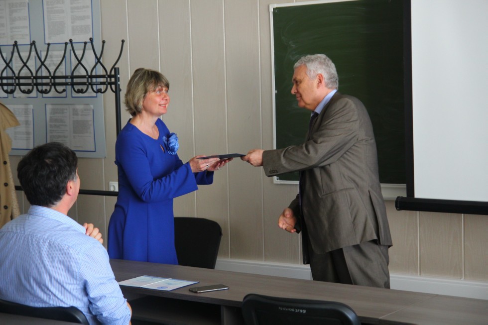 ����� ��������� ������������ 