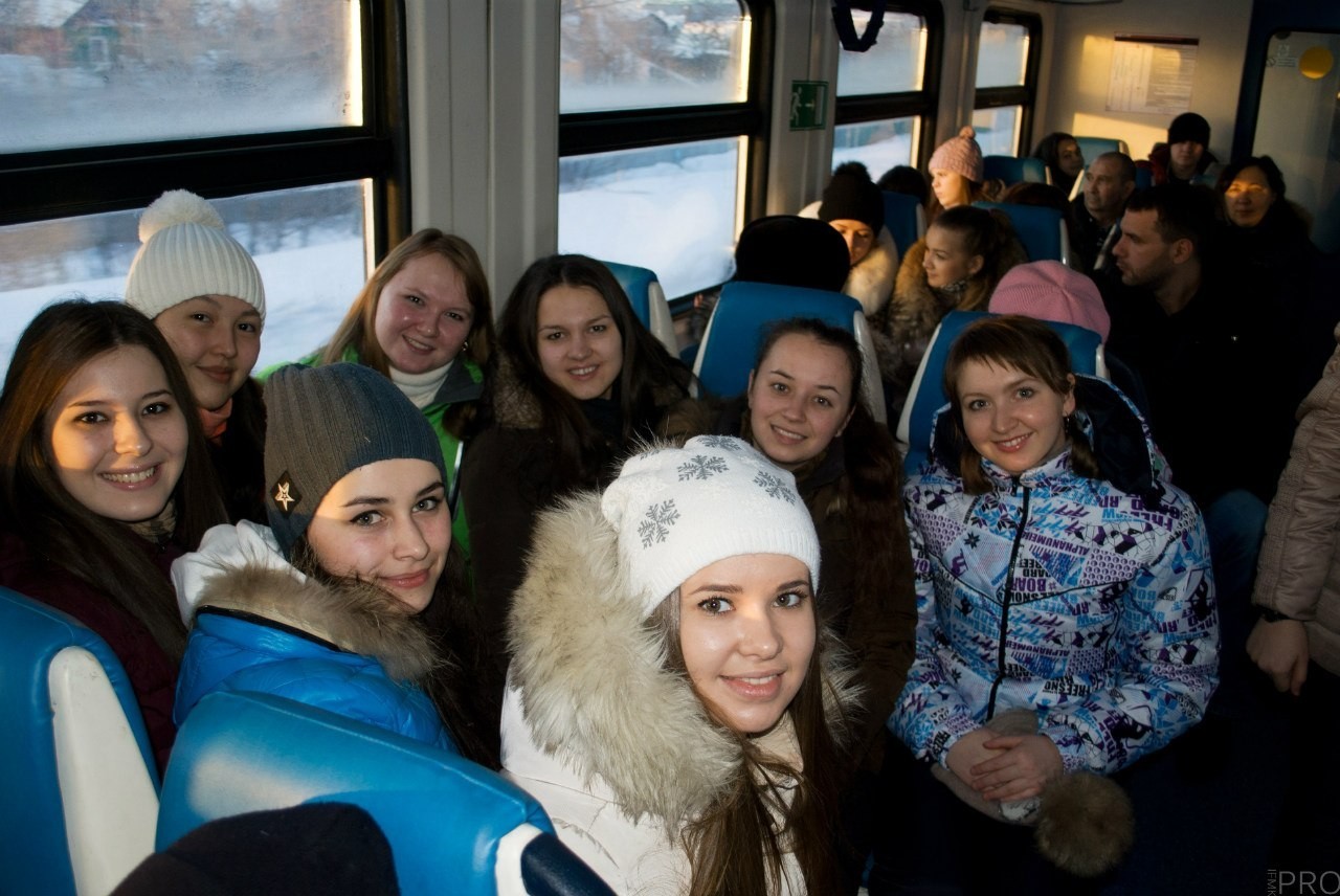 Свои выходные студенты Института филологии и межкультурной коммуникации провели в 'Поезде здоровья'! Свои выходные студенты Института филологии и межкультурной коммуникации провели в 'Поезде здоровья'!