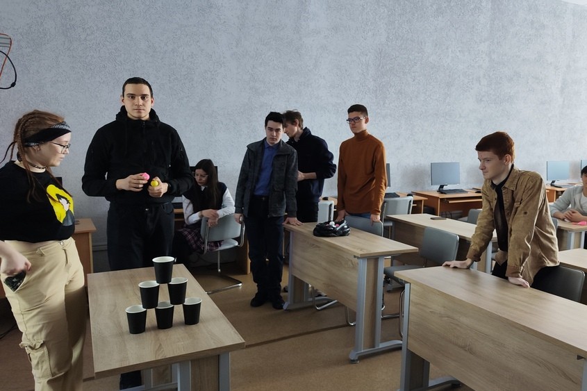 В преддверии Дня защитника Отечества на отделении математики и естественных наук прошли мероприятия В преддверии Дня защитника Отечества на отделении математики и естественных наук прошли мероприятия