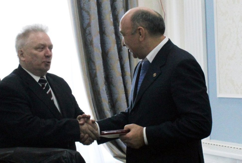 Rector Ilshat Gafurov received an award