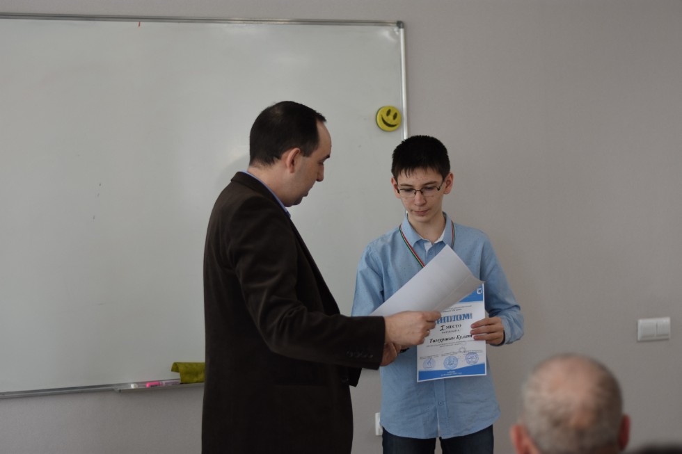 ����� ��������� ���� ������������� 