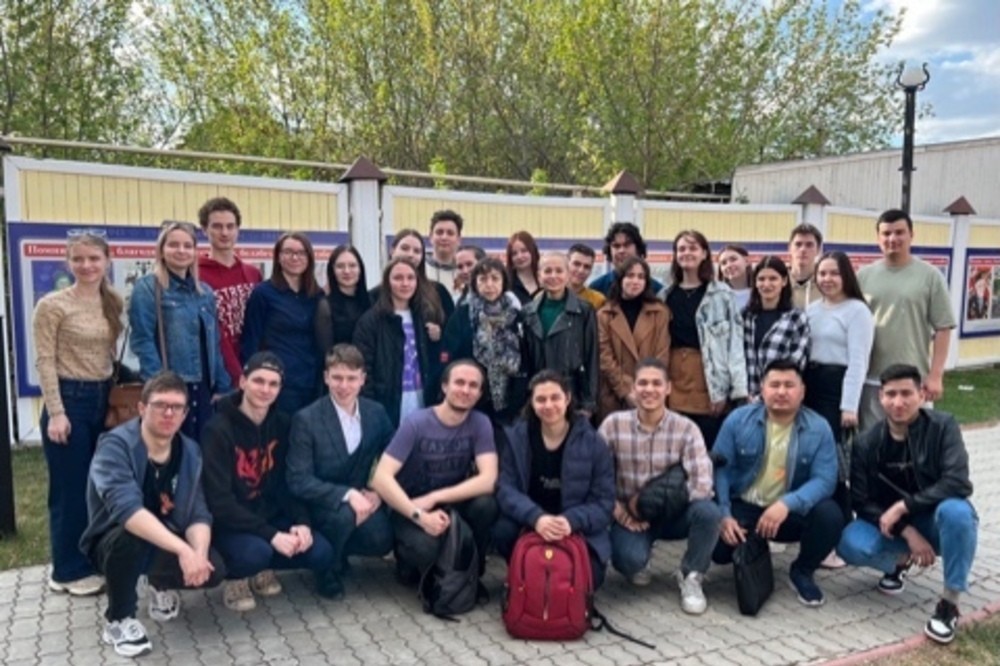 Навстречу 9 Мая Навстречу 9 Мая