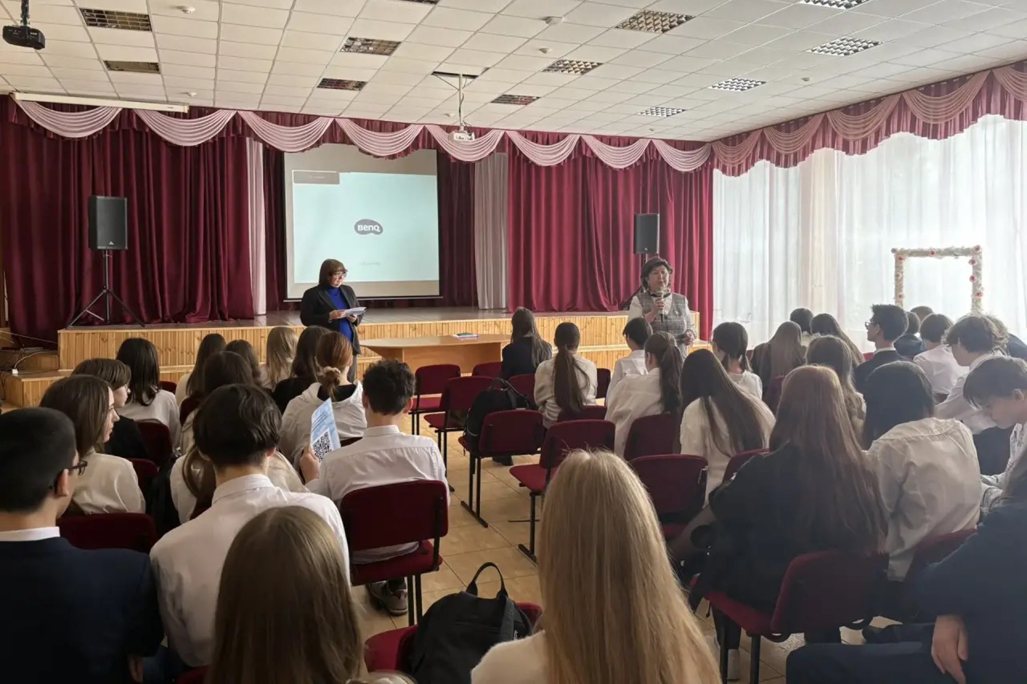 Состоялись профориентационные встречи со старшеклассниками Набережных Челнов Состоялись профориентационные встречи со старшеклассниками Набережных Челнов