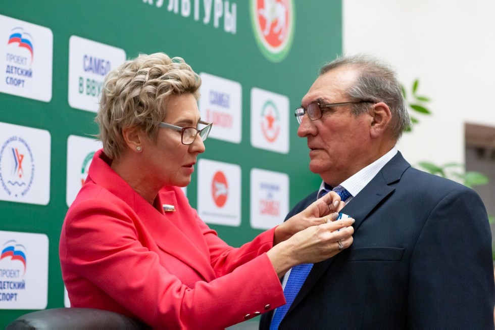 ������ ������������ ����������� ����������� 85-����� ���������� �������� ������ ����������