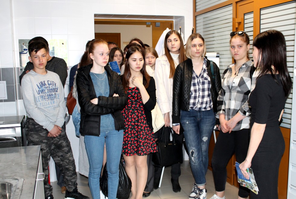 КФУ открыл свои двери для школьников, мечтающих связать жизнь с медициной КФУ открыл свои двери для школьников, мечтающих связать жизнь с медициной