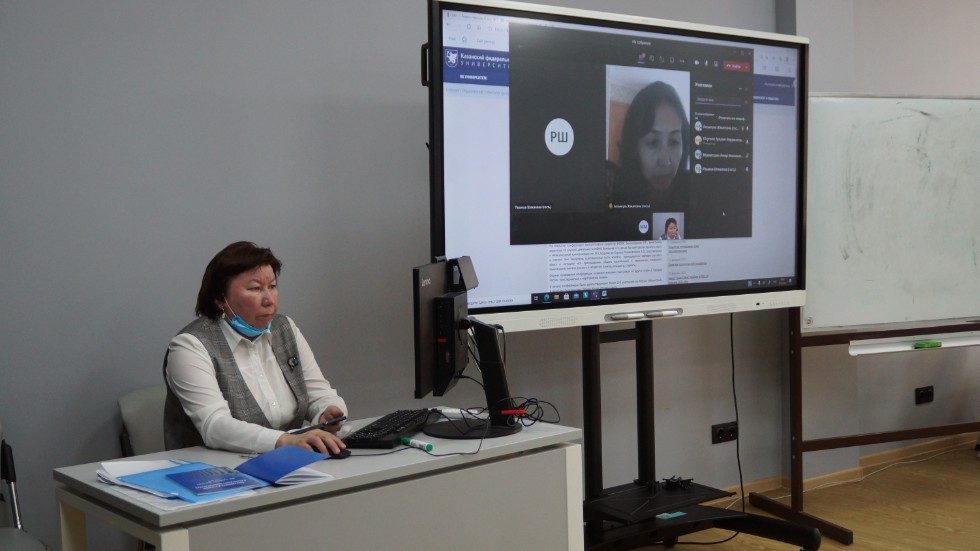 �������������  ������-������������ �����������, ����������� 100-����� �� ��� �������� ��������� ��� ���������