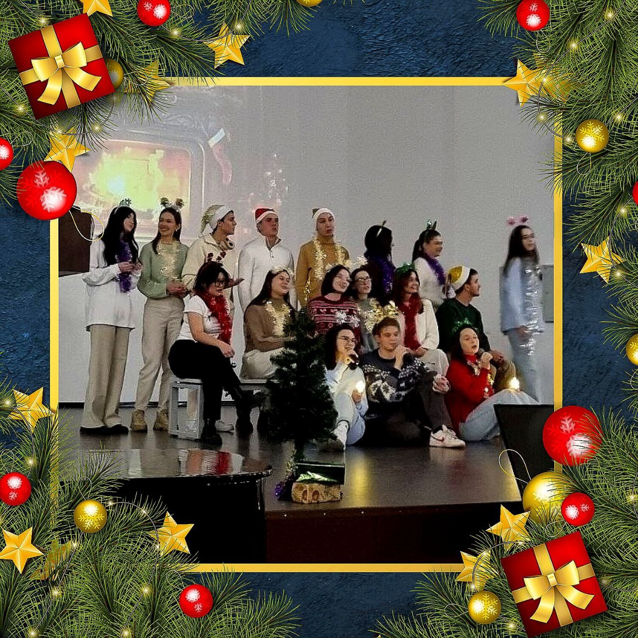 'Christmas Carols song Contest'