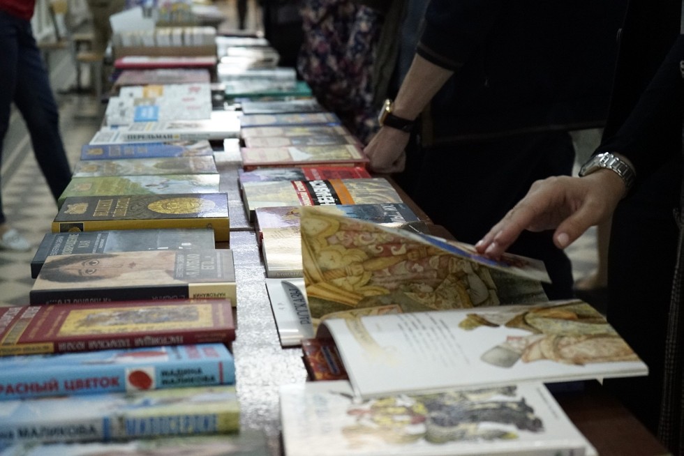 PRO Science Night: historical dance, lectures and live paintings