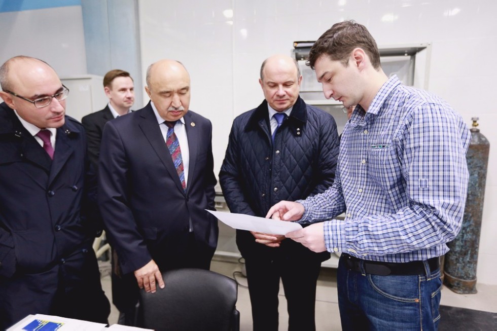 Dean of Sberbank Corporate University and Project 5-100 Expert Valery Katkalo Visited Kazan University