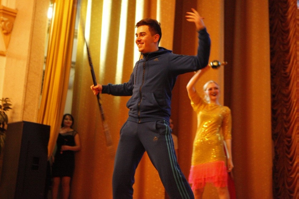 Студвесна: юный граф Толстой, футбал и приключения юриста Студвесна: юный граф Толстой, футбал и приключения юриста