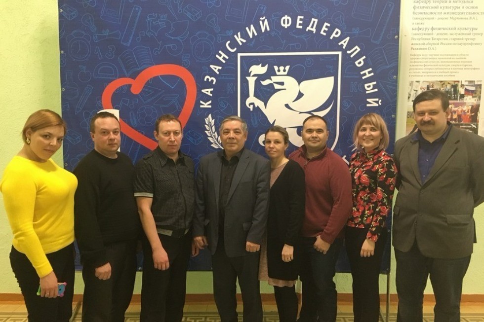 На кафедре философии и социологии состоялась III Всероссийская (заочная) научно-практическая конференция: 'Человек в современных научно-философских концепциях' На кафедре философии и социологии состоялась III Всероссийская (заочная) научно-практическая конференция: 'Человек в современных научно-философских концепциях'