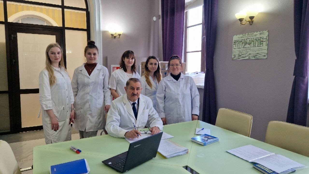 Хочешь стать профессионалом в области организации здравоохранения? Присоединяйся к нам! Хочешь стать профессионалом в области организации здравоохранения? Присоединяйся к нам!