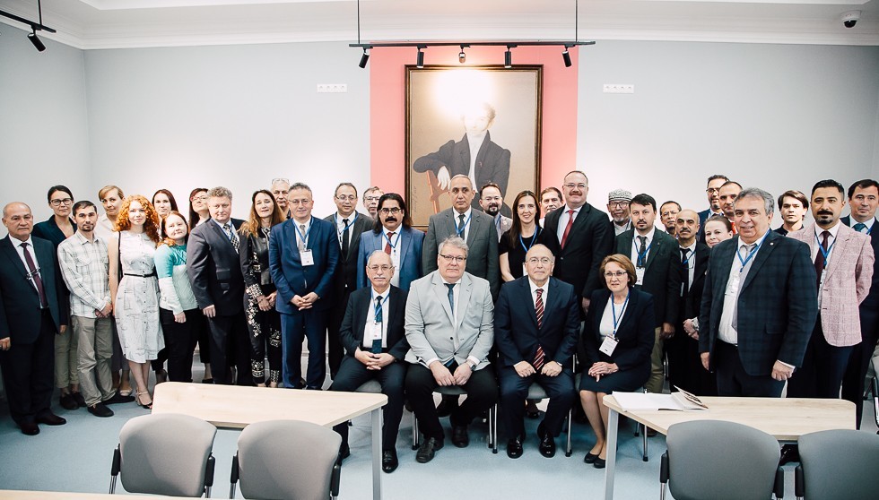 В Институте международных отношений проходит I Международный научный симпозиум 'История и культура Золотой Орды' В Институте международных отношений проходит I Международный научный симпозиум 'История и культура Золотой Орды'