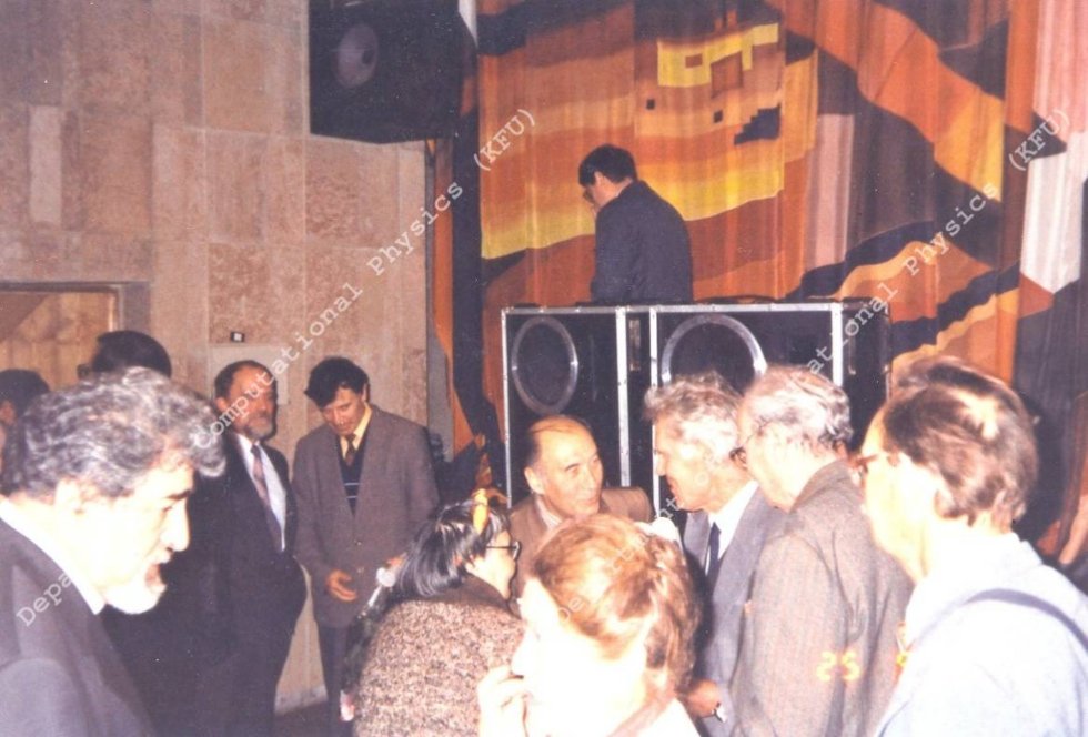 Академик К.А. Валиев Академик К.А. Валиев