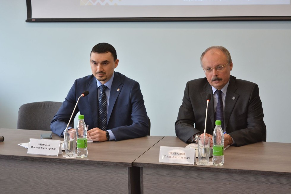 �������������