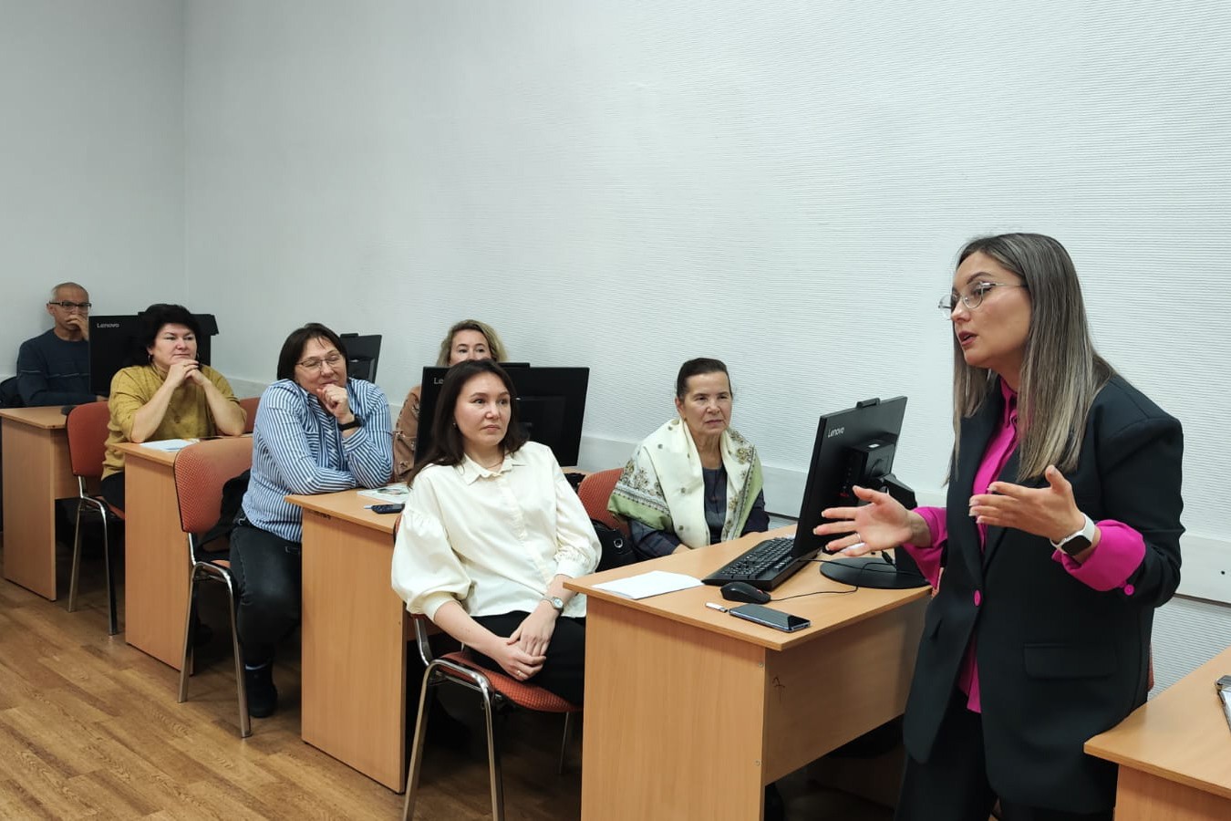 Чат-боты для урока создают учителя Татарстана на курсах в Елабужском институте КФУ Чат-боты для урока создают учителя Татарстана на курсах в Елабужском институте КФУ