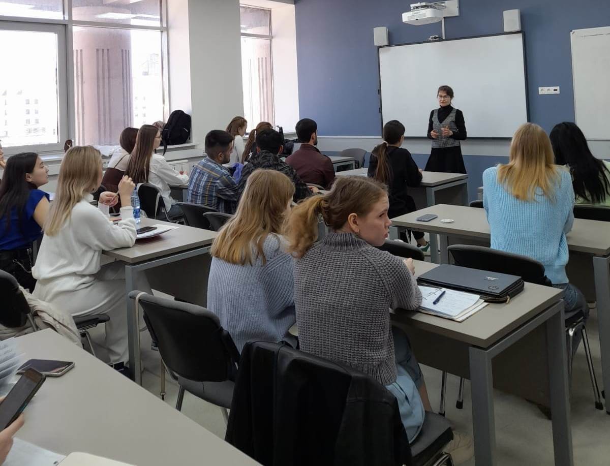 ��������� ��������� ������ '������' ������ � �������, 7 ������