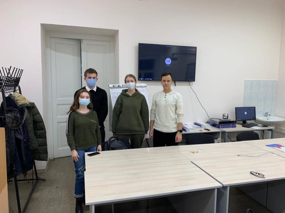 Заседание студенческой научной лаборатории 'Проблемы теории государства и права' Заседание студенческой научной лаборатории 'Проблемы теории государства и права'