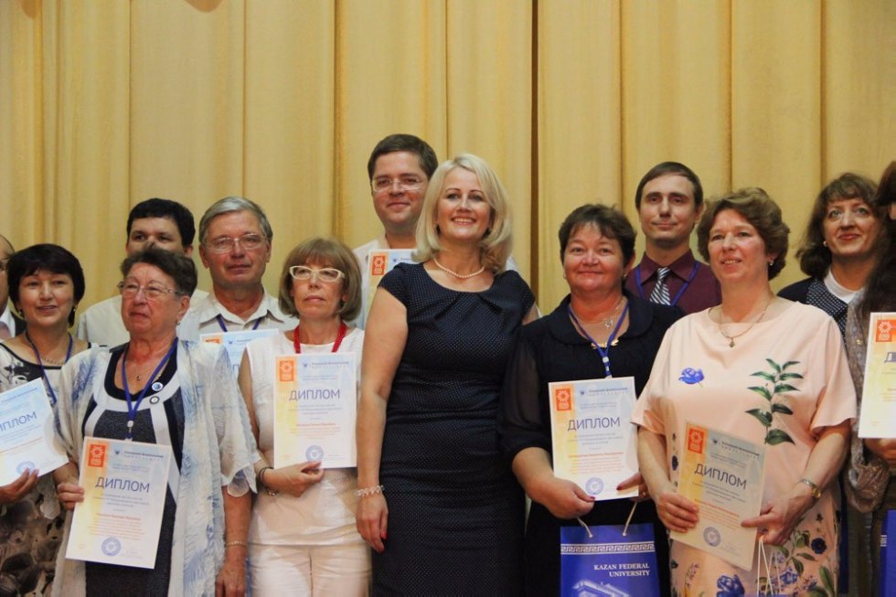 Сегодня, 10 августа состоялась торжественная церемония закрытия VII Международного фестиваля школьных учителей Сегодня, 10 августа состоялась торжественная церемония закрытия VII Международного фестиваля школьных учителей