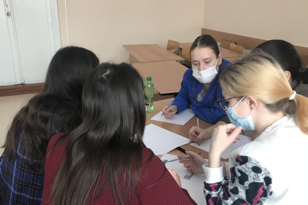 Состоялась интеллектуальная игра для студентов 'Дедукция в нашей жизни' Состоялась интеллектуальная игра для студентов 'Дедукция в нашей жизни'