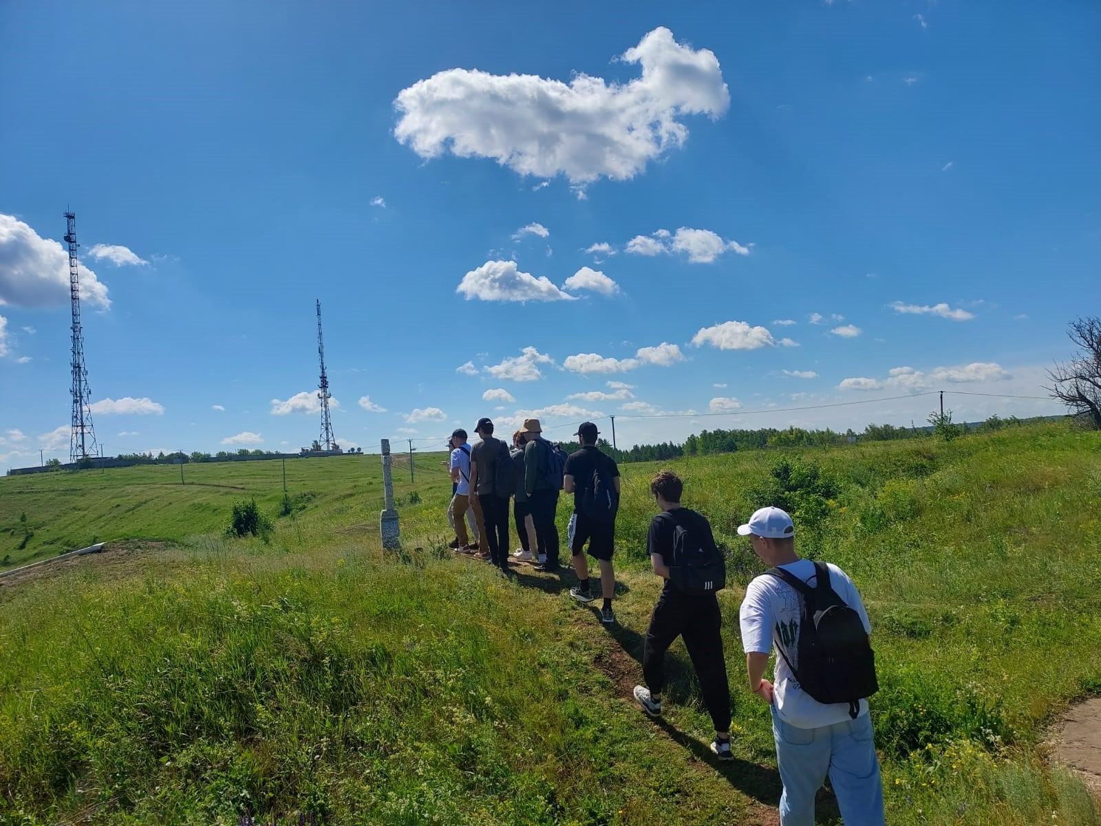 Старт учебной ознакомительной практики у студентов кафедры географии и картографии ИУЭФ КФУ Старт учебной ознакомительной практики у студентов кафедры географии и картографии ИУЭФ КФУ