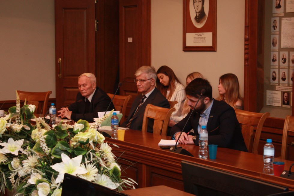 ������� ���� '����� � �������� � ������������� �����: �������� �������� � ������ � ��������'