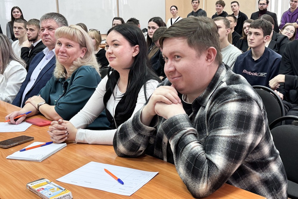 В Елабужском институте КФУ стартовала 'Студенческая весна' В Елабужском институте КФУ стартовала 'Студенческая весна'