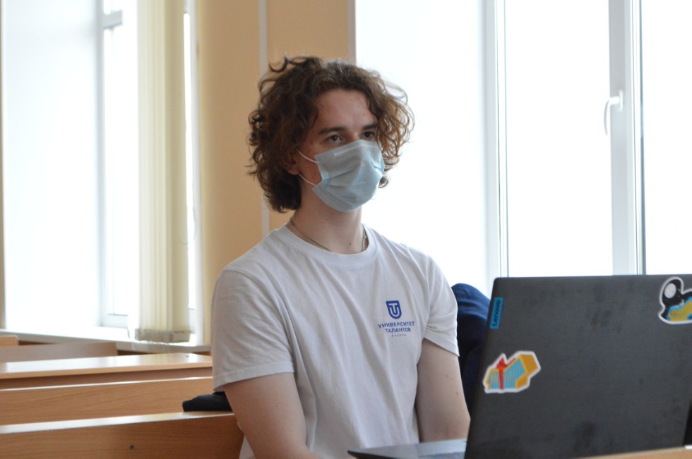 ������ ��� 4-7 ������� ���������, ������������� � ���������� � ����������� ��������