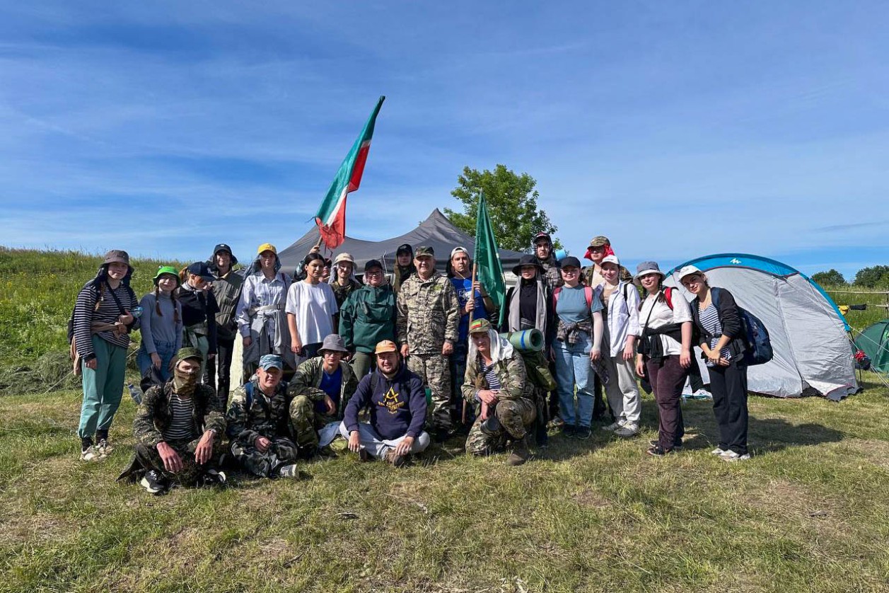 Елизавета Вахрушева: 'ArteFact стал моей научной семьей' Елизавета Вахрушева: 'ArteFact стал моей научной семьей'