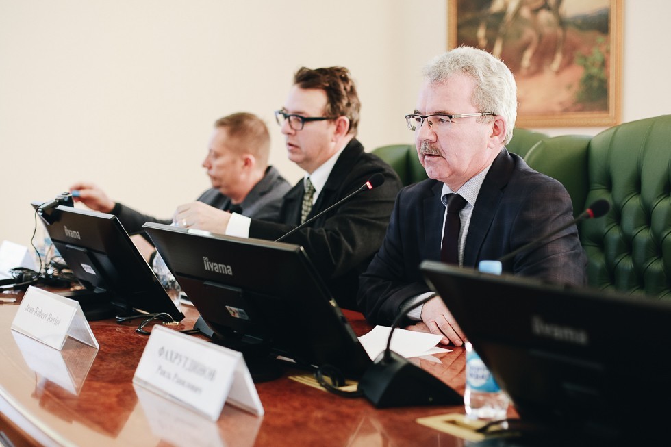 � ��� ��� ������ ������ ������� ������� 