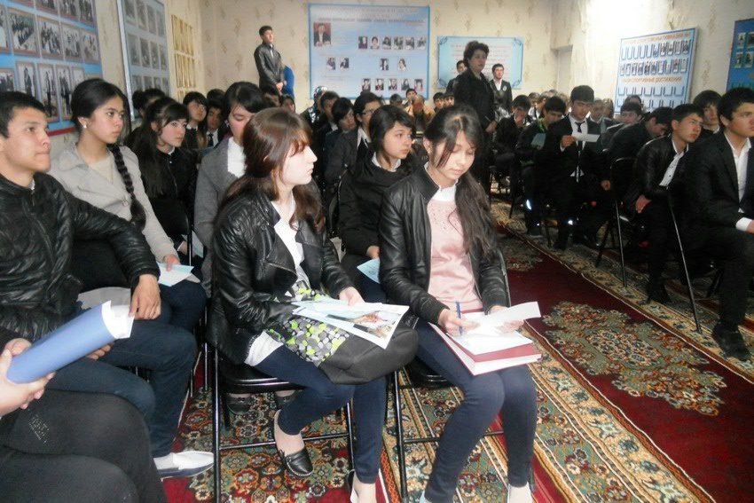 KFU branch in Yelabuga was presented in Tajikistan