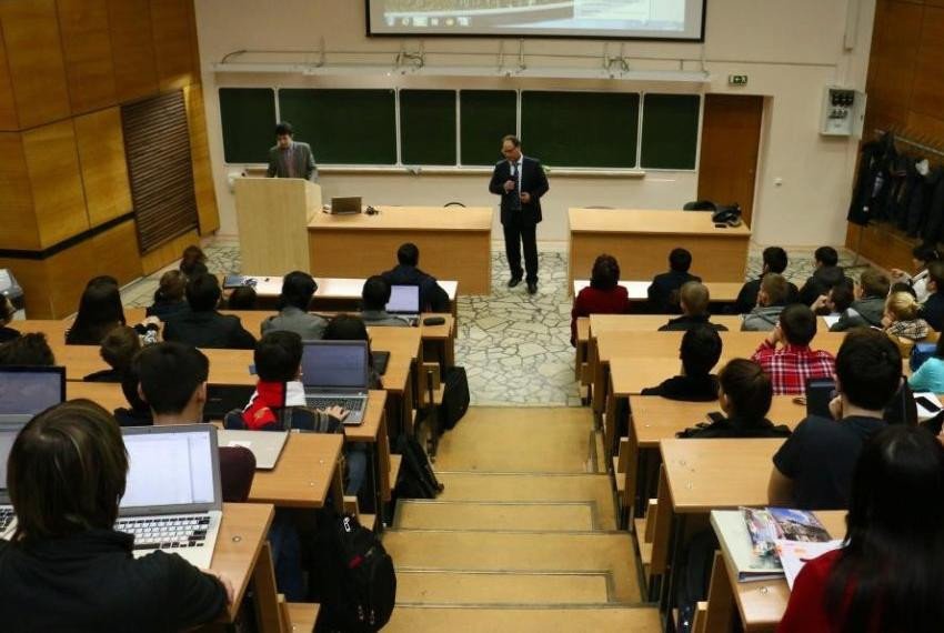 KFU Opens Outsourcing Lab