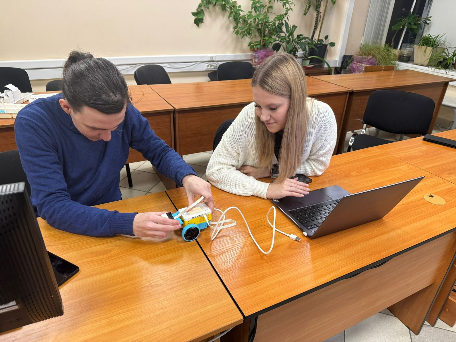 На кафедру ВМММ поступило новое оборудование На кафедру ВМММ поступило новое оборудование