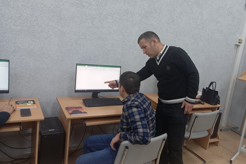 ����� ������ � ������� ������������: �������������� � ���������� ��������������� �������������