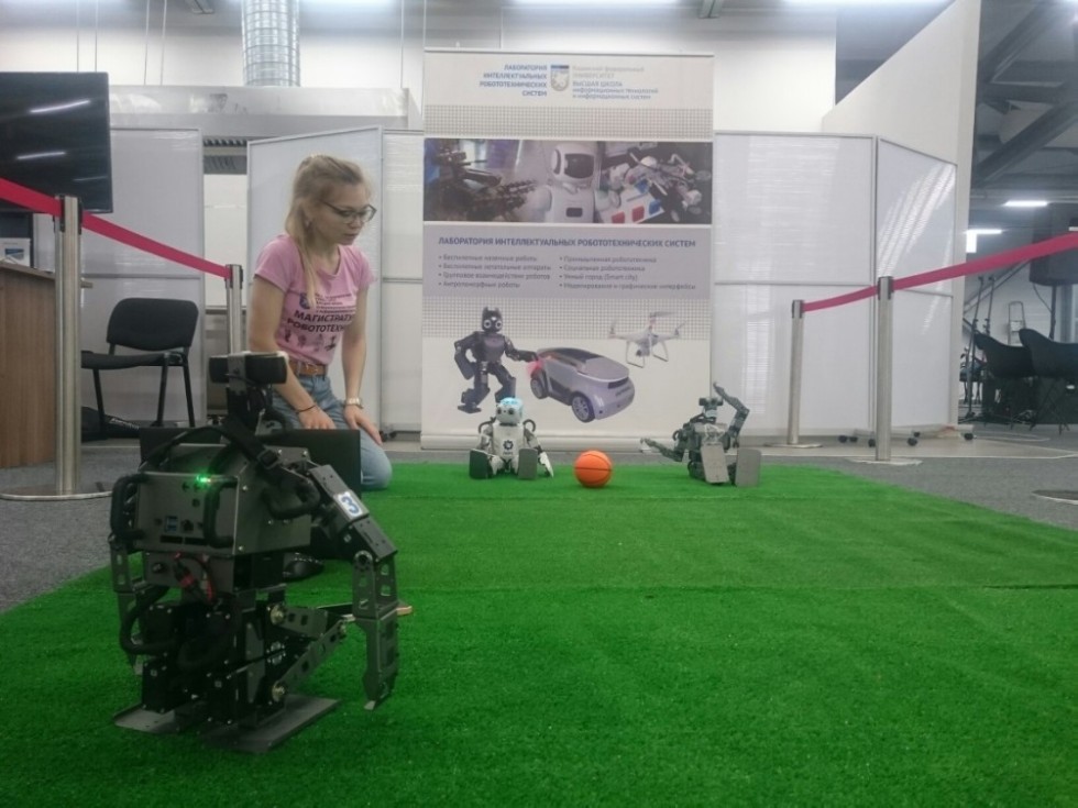 Студентка ЛИРС, Ксения Шабалина, стала лауреатом конкурса 'Студент года - 2018' в номинации 'Лучший магистрант в области естественных и физико-математических наук' Студентка ЛИРС, Ксения Шабалина, стала лауреатом конкурса 'Студент года - 2018' в номинации 'Лучший магистрант в области естественных и физико-математических наук'