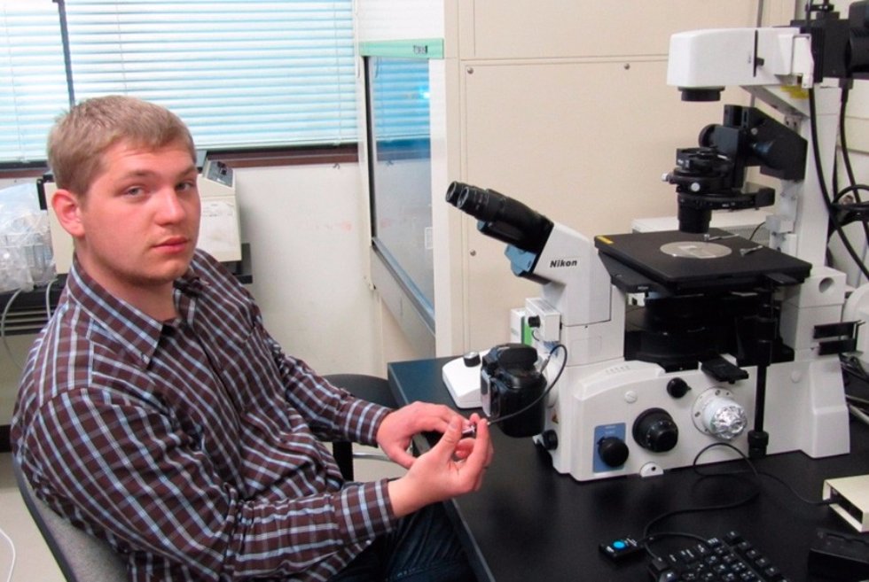 Арсений Моров в лаборатории Хирошимского университета В Хирошимском университете (Япония) защищена диссертация PhD аспирантом кафедры зоологии и общей биологии Асением Моровым.