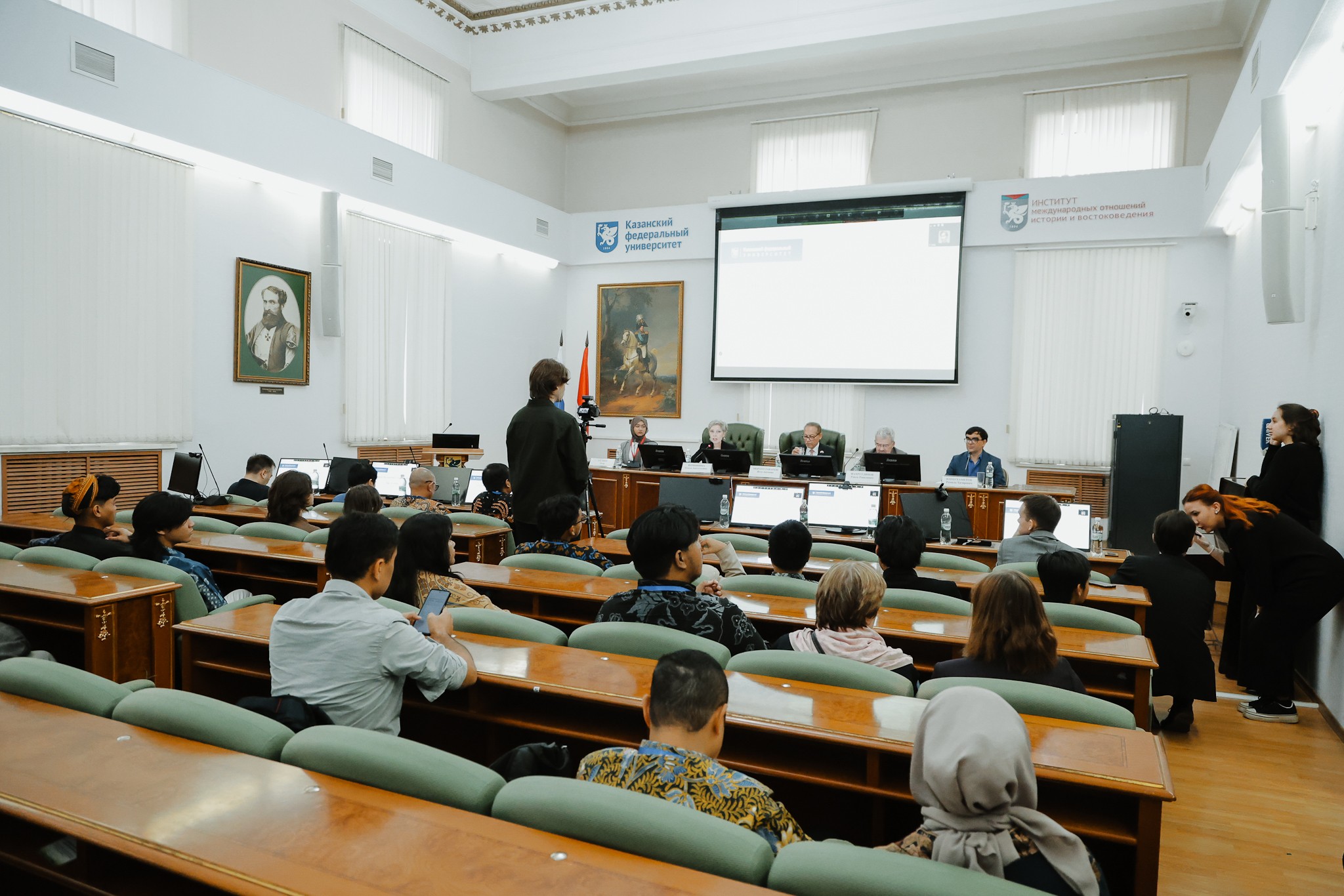 Симпозиум Ассоциации индонезийских студентов в России открылся в КФУ Симпозиум Ассоциации индонезийских студентов в России открылся в КФУ