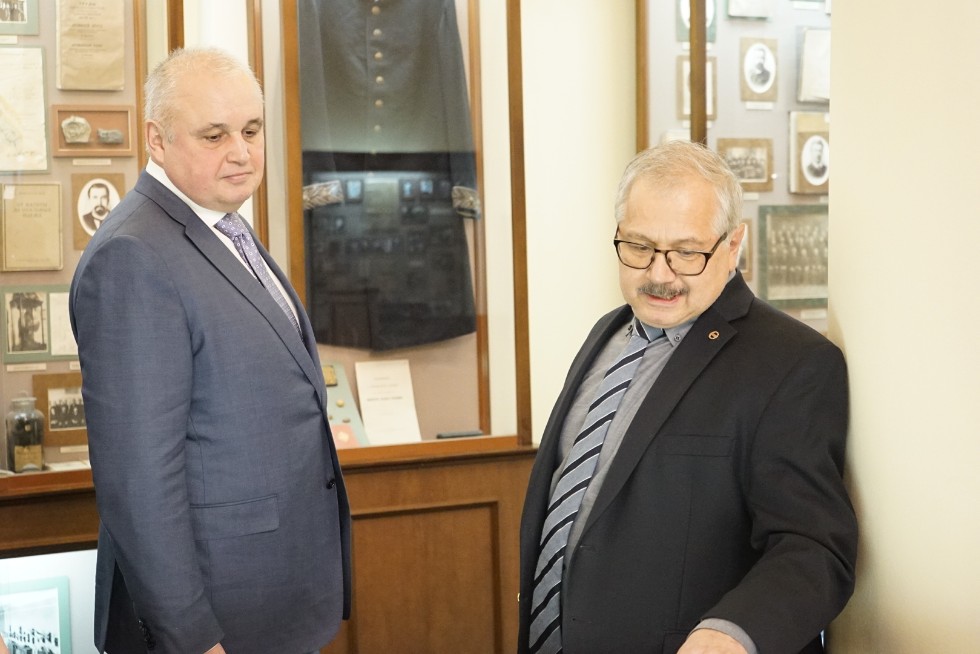 Kemerovo Governor Sergey Tsivilyov interested in Kazan University's experience of strategic development